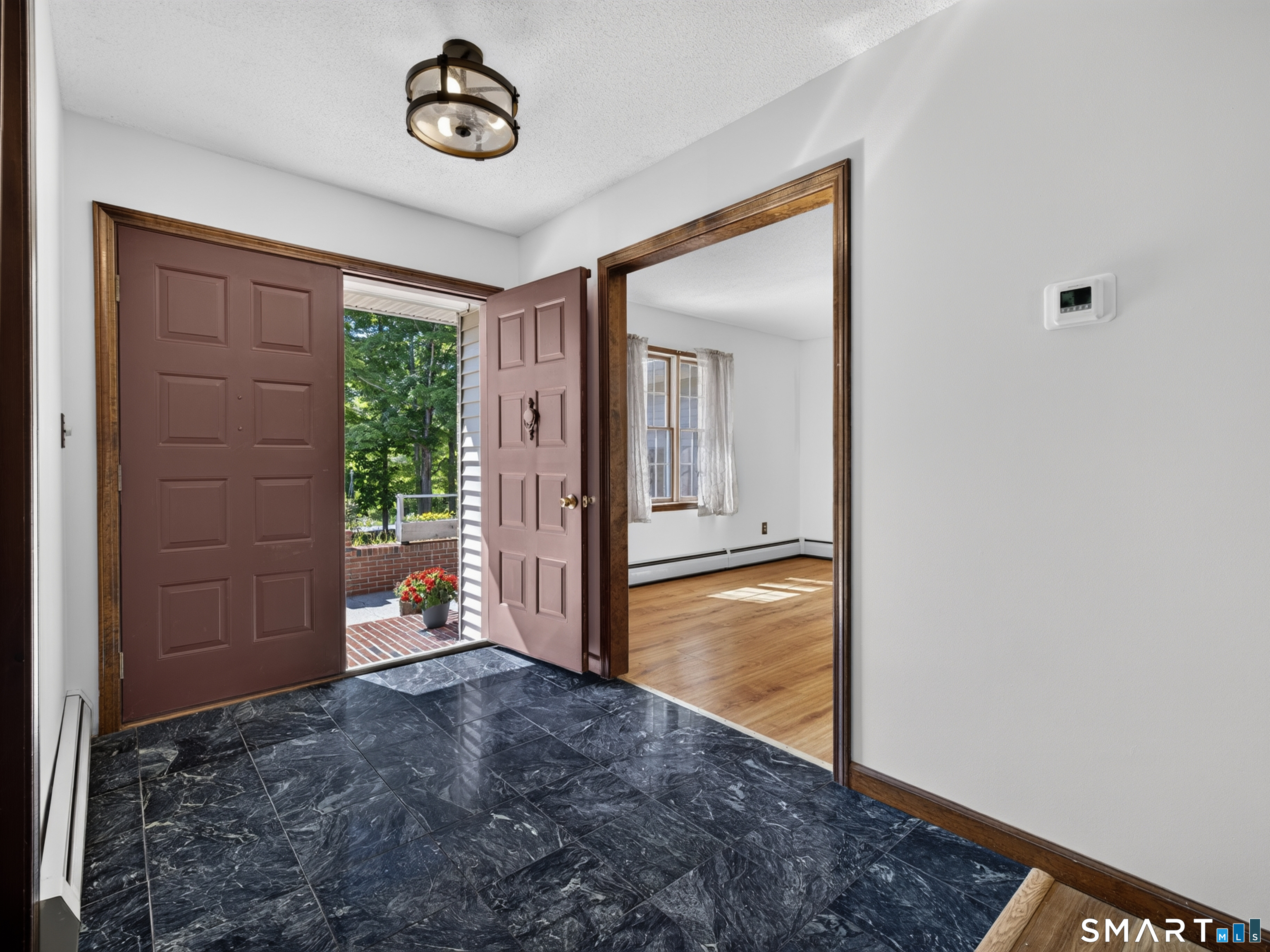 269 Black Hill Road Plainfield, CT 06374 - Photo 5 of 40