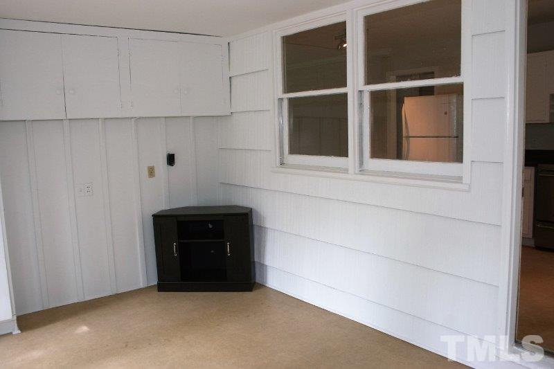 424 Ridgefield Road Chapel Hill, NC 27517 - Photo 15 of 19 Gallery Image 15