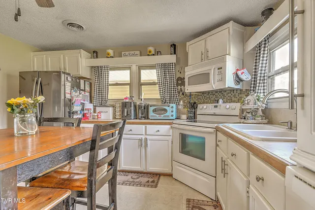 $224,500 | 1801 King College Road, Bristol, TN 37620