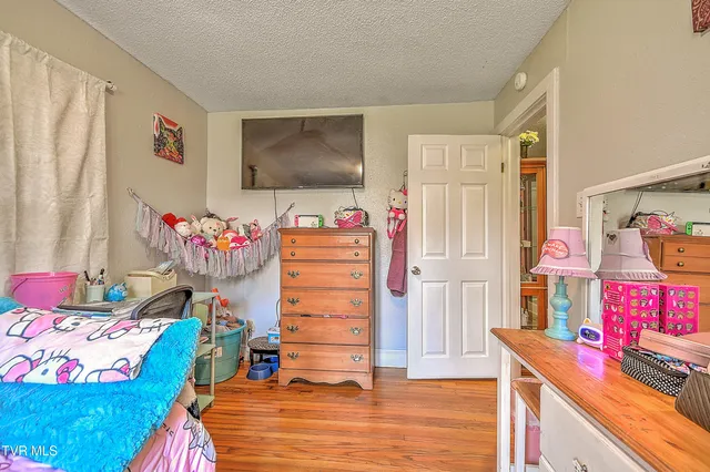 $224,500 | 1801 King College Road, Bristol, TN 37620