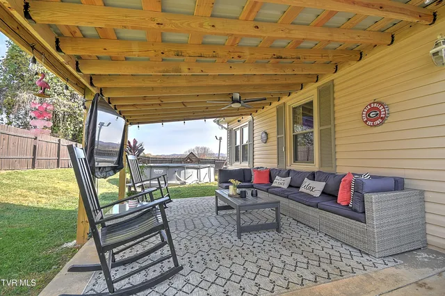 $224,500 | 1801 King College Road, Bristol, TN 37620