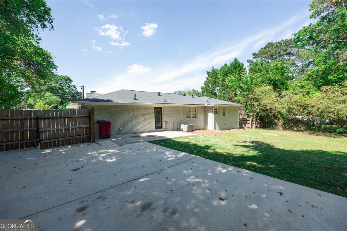 969 Newport Road Macon, GA 31210 - Photo 5 of 33