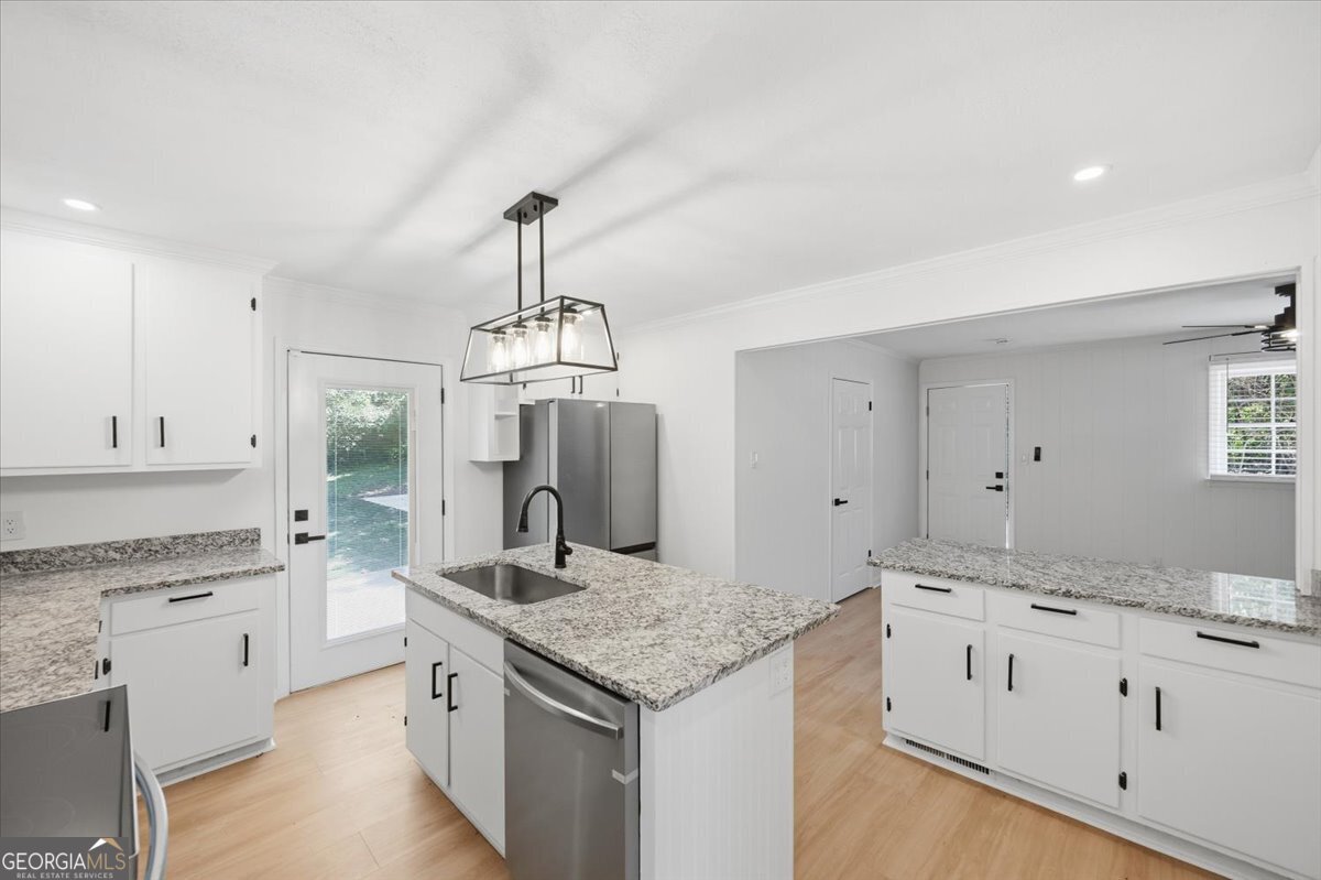 969 Newport Road Macon, GA 31210 - Photo 6 of 33