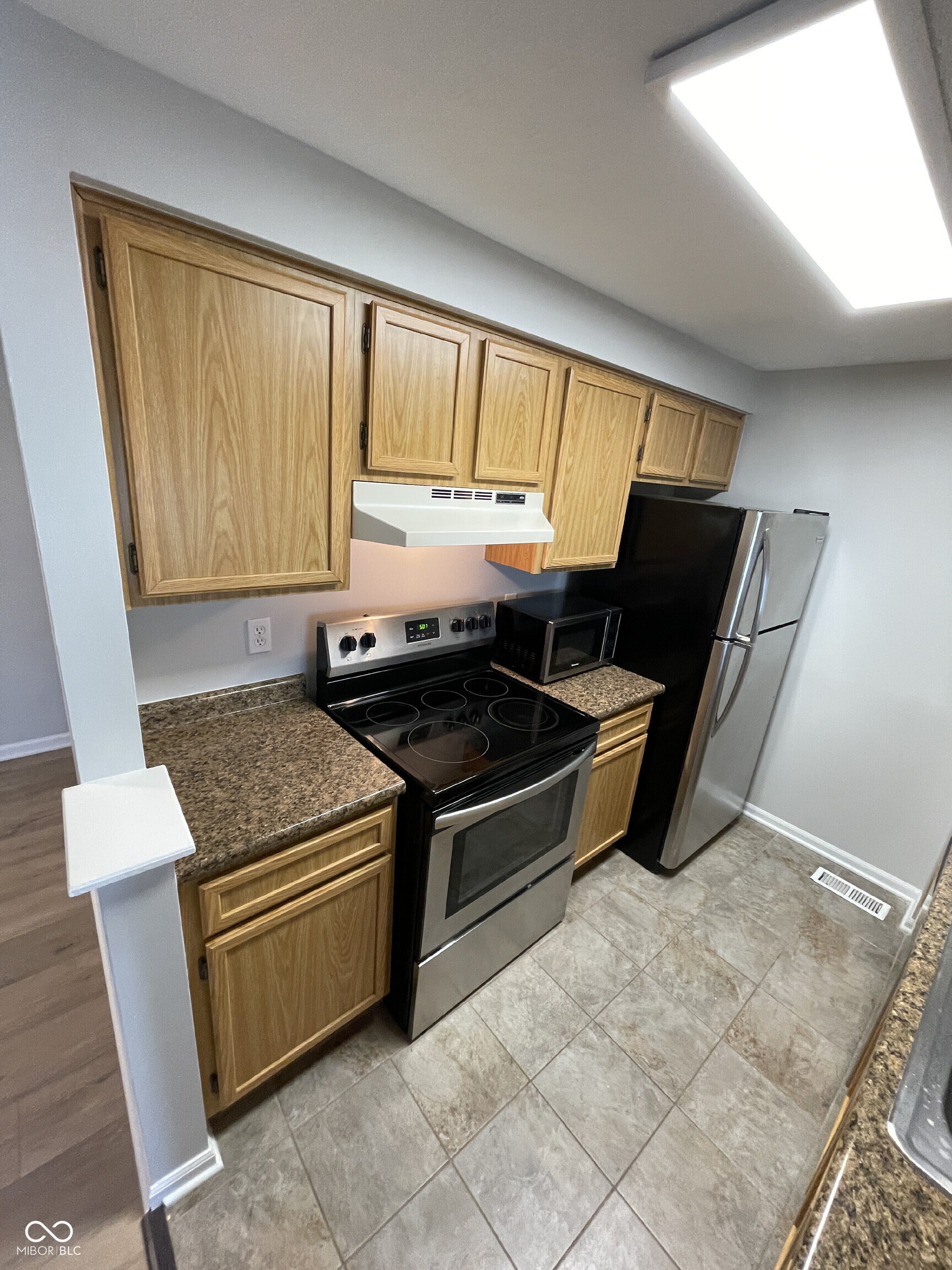 8536 Hague Road Indianapolis, IN 46256 - Photo 4 of 18