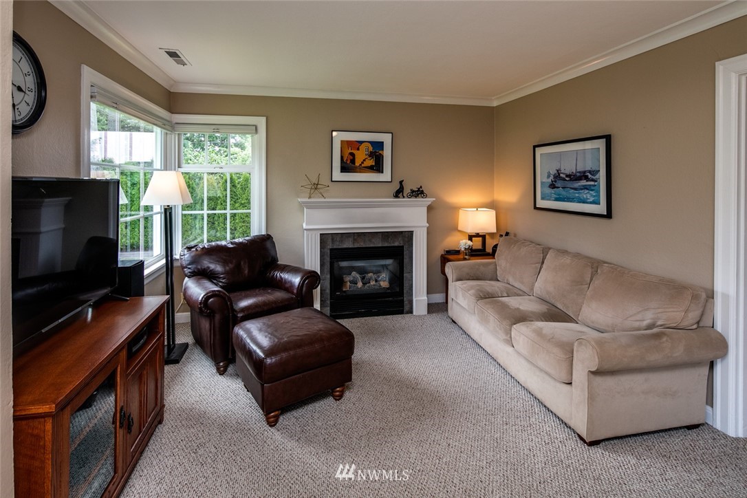 2944 McLeod Road Bellingham, WA 98225 - Photo 3 of 23 Gallery Image 3