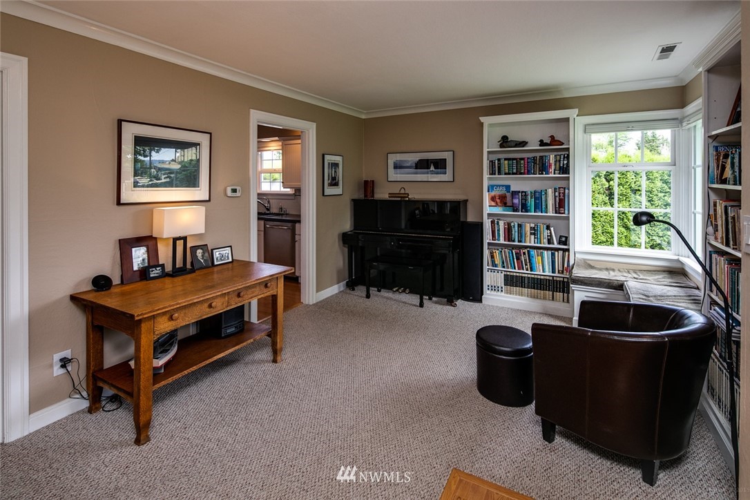 2944 McLeod Road Bellingham, WA 98225 - Photo 6 of 23 Gallery Image 6