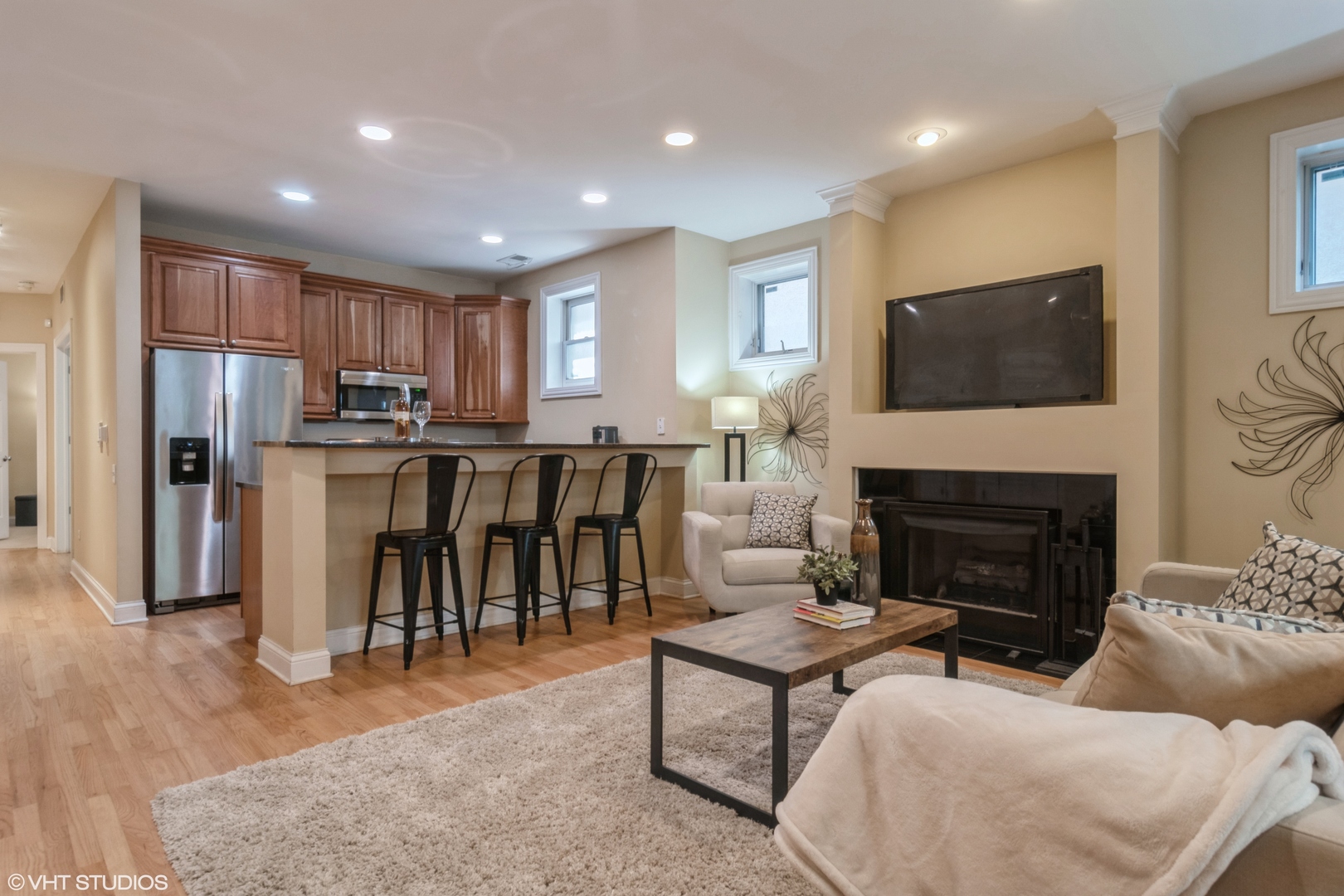 669 North Peoria Street, Unit GS Chicago, IL 60642 - Photo 2 of 13