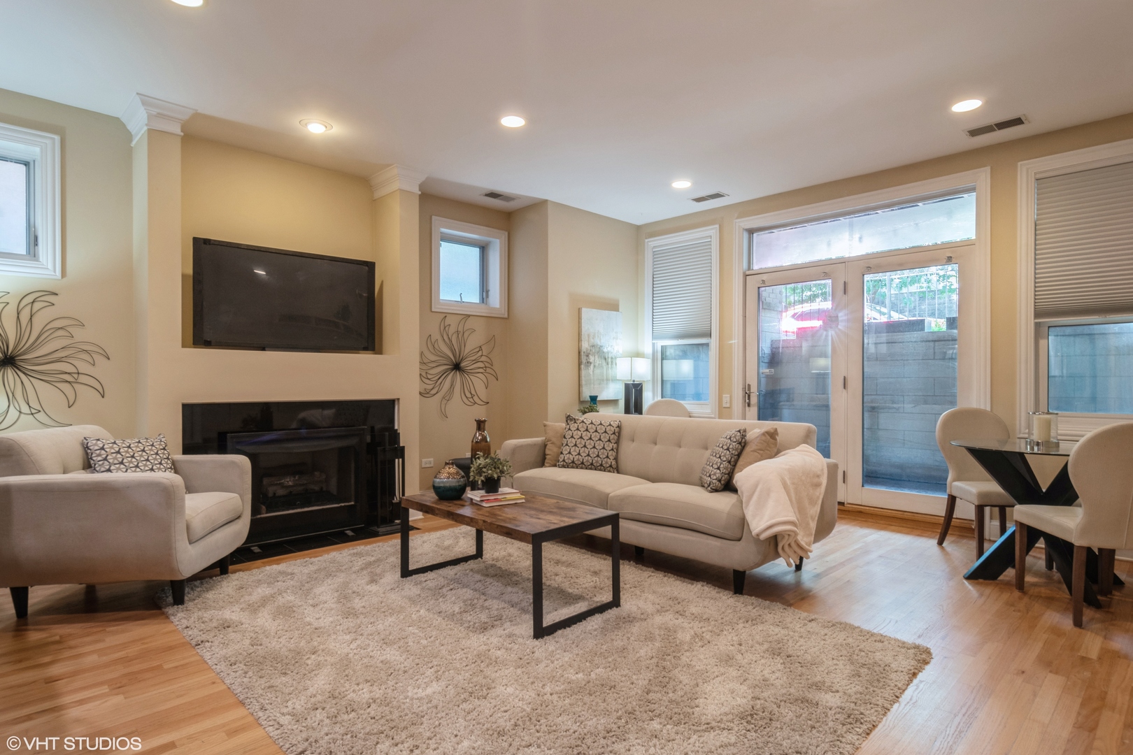 669 North Peoria Street, Unit GS Chicago, IL 60642 - Photo 3 of 13
