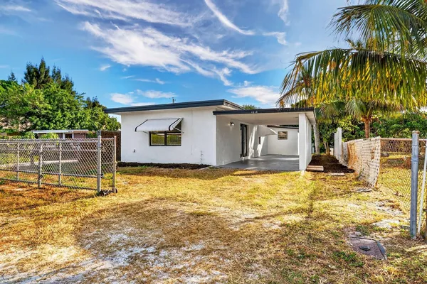 $375,000 | 1214 Peak Road, Lantana, FL 33462