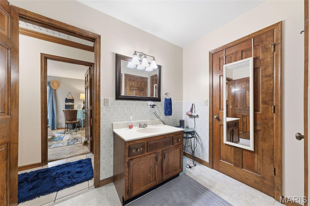 901 College Road Union, MO 63084 - Photo 13 of 31