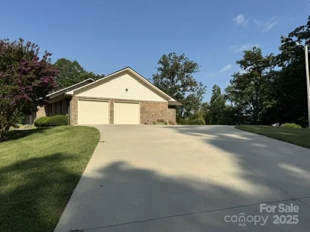a view of house and outdoor space