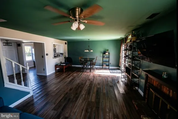 $349,999 | 113 Fomalhaut Avenue, Sewell, NJ 08080