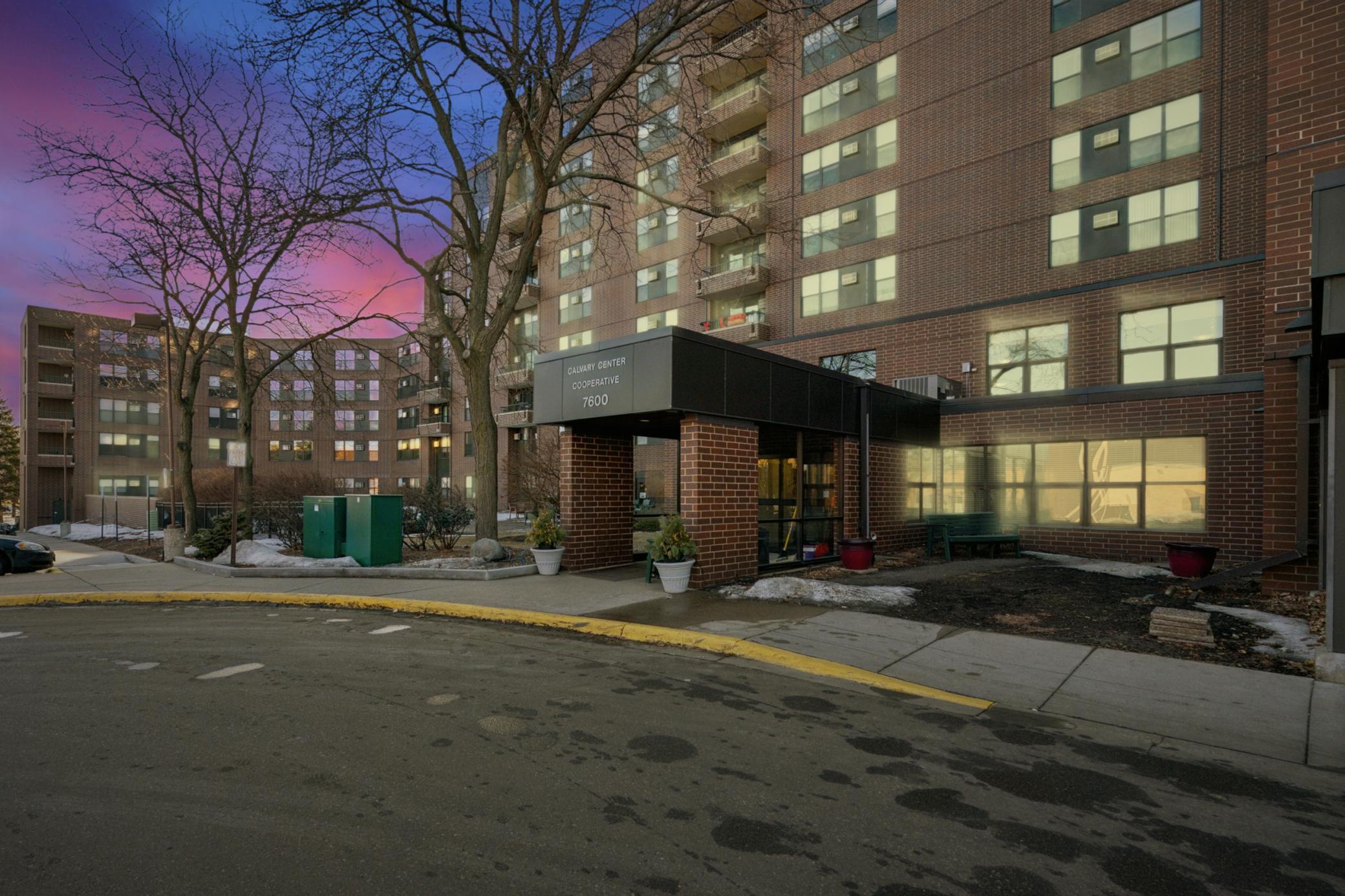 7600 Golden Valley Road, Unit 405 Golden Valley, MN 55427 - Photo 1 of 35