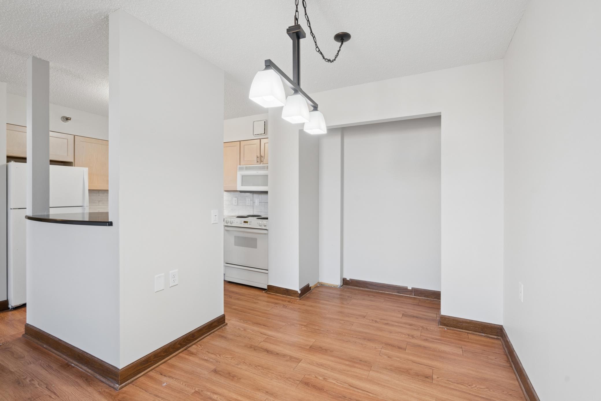 7600 Golden Valley Road, Unit 405 Golden Valley, MN 55427 - Photo 15 of 35