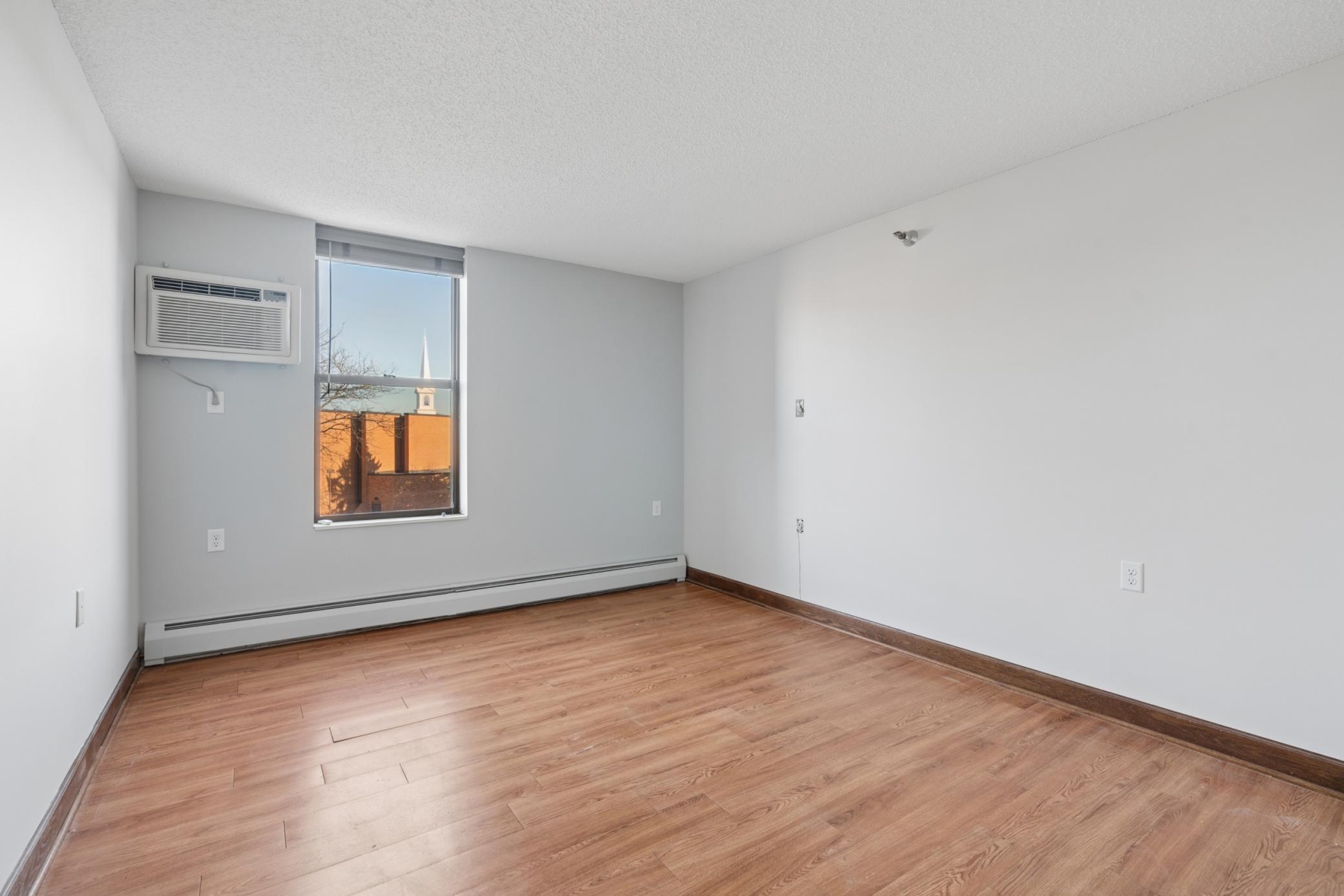 7600 Golden Valley Road, Unit 405 Golden Valley, MN 55427 - Photo 16 of 35