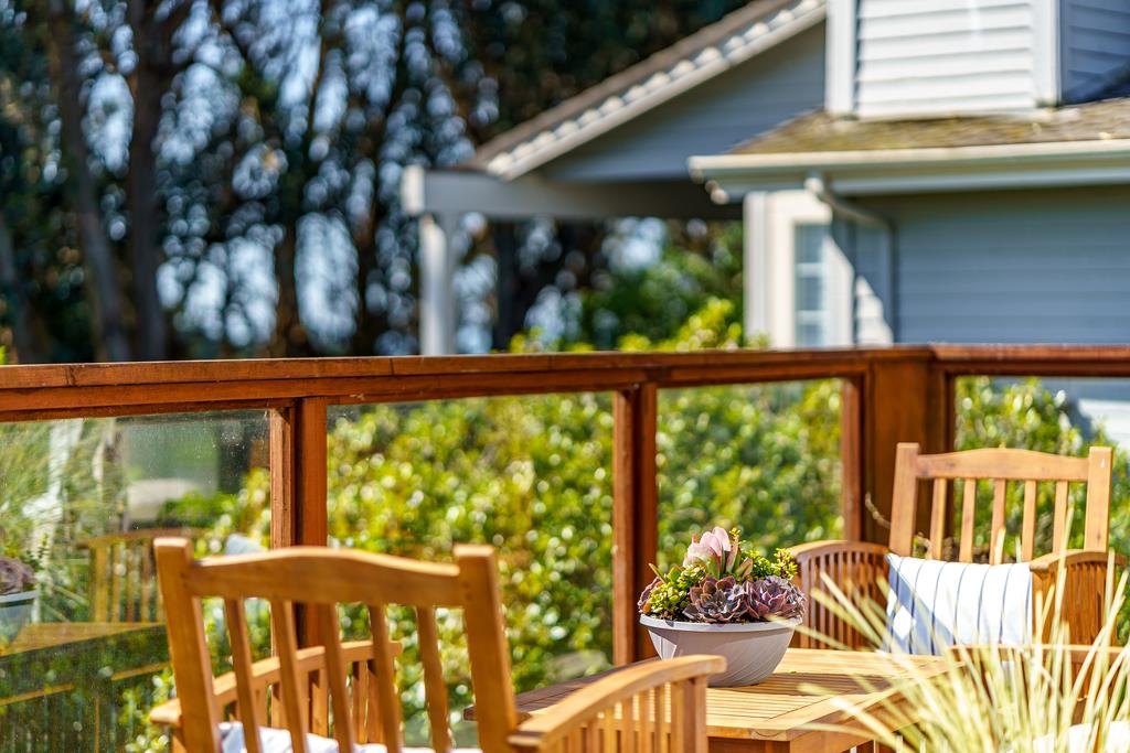 425 Canon Del Sol La Selva Beach, CA 95076 - Photo 28 of 59 a view of a porch with furniture