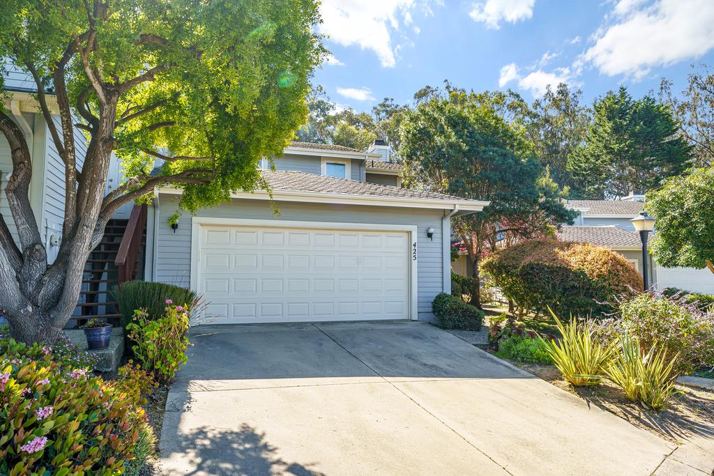 425 Canon Del Sol La Selva Beach, CA 95076 - Photo 38 of 59 a front view of a house with garden