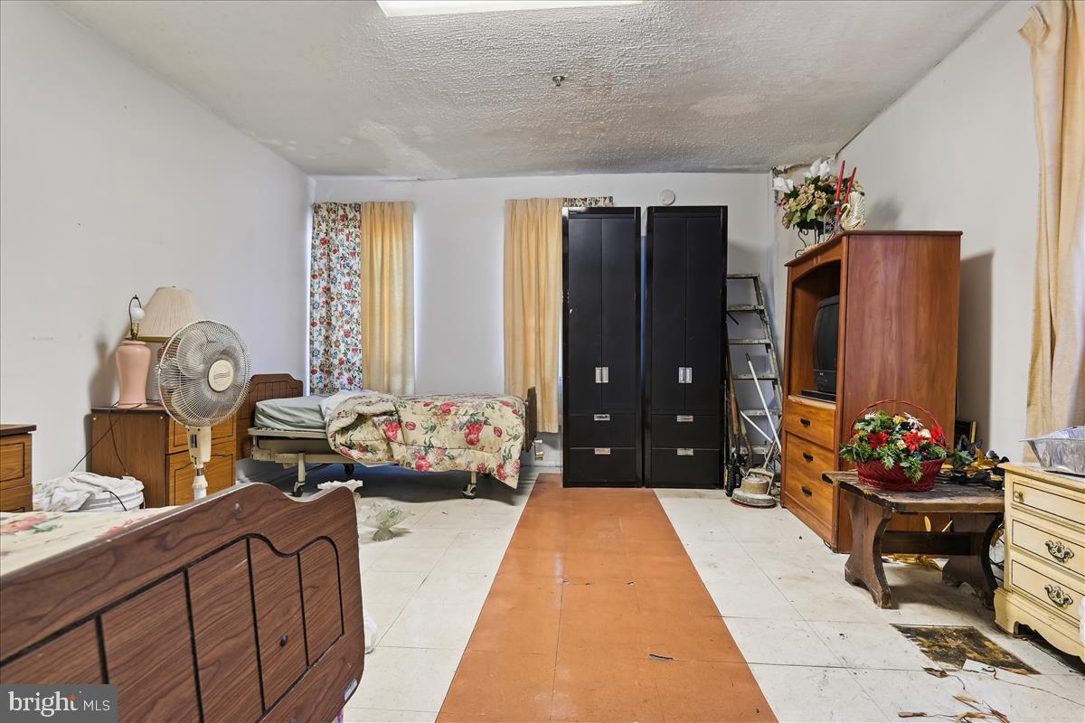 4515 Bowleys Lane Baltimore, MD 21206 - Photo 11 of 37