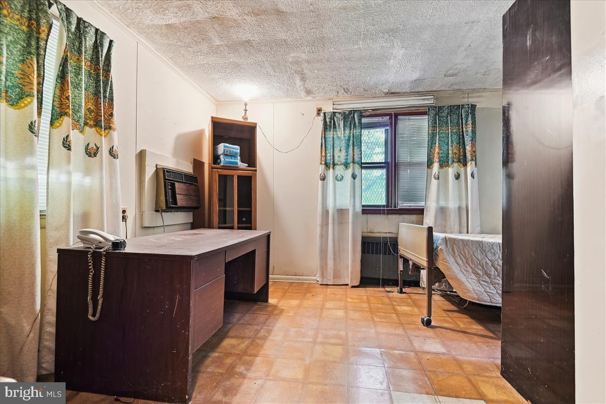 4515 Bowleys Lane Baltimore, MD 21206 - Photo 13 of 37