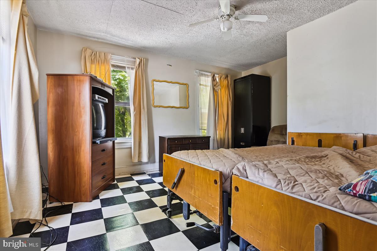 4515 Bowleys Lane Baltimore, MD 21206 - Photo 16 of 37