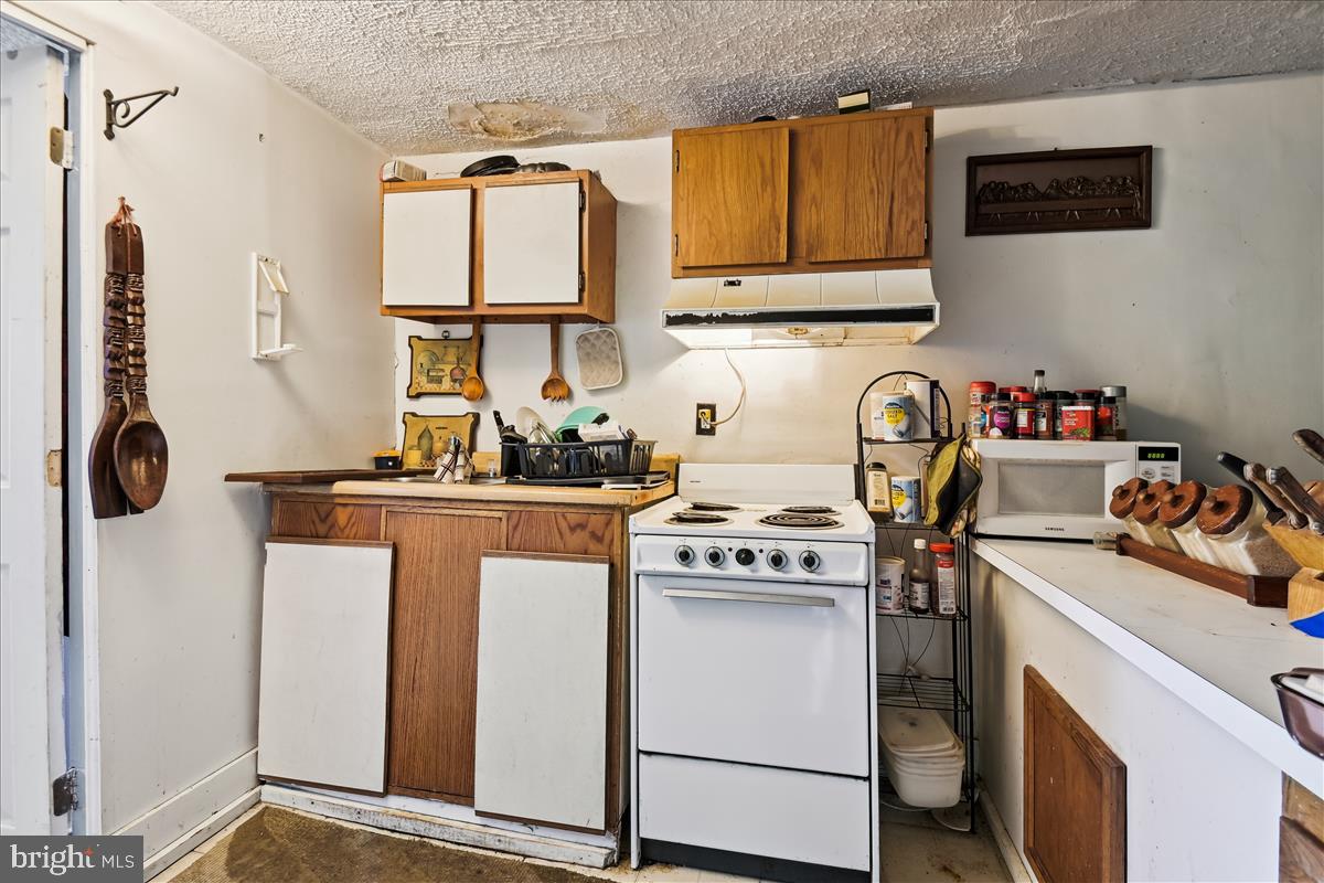 4515 Bowleys Lane Baltimore, MD 21206 - Photo 22 of 37