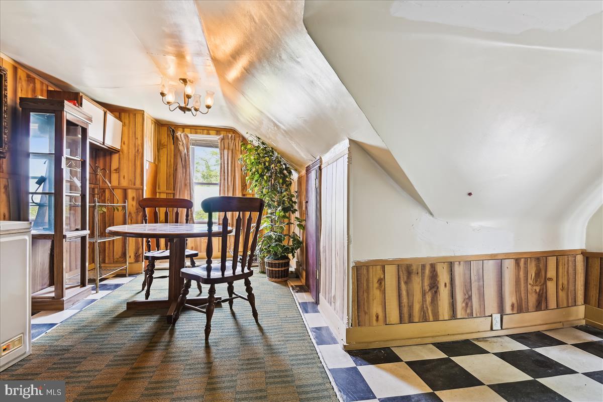 4515 Bowleys Lane Baltimore, MD 21206 - Photo 26 of 37