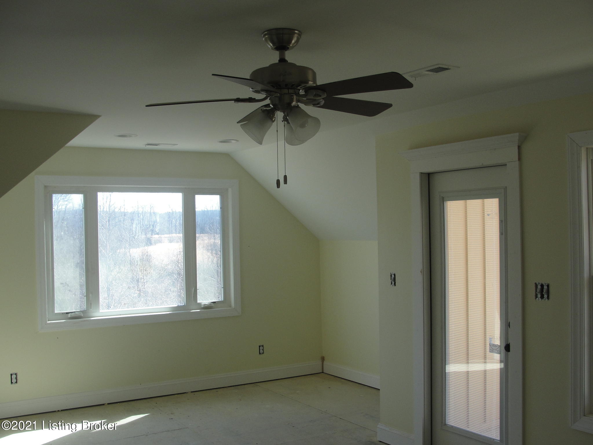 133 Napoleon Court Falls Of Rough, KY 40119 - Photo 45 of 61 2021-02-25 15.34.52