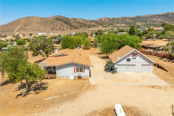 $835,000 | 34821 Katherinel Avenue, Acton, CA 93510