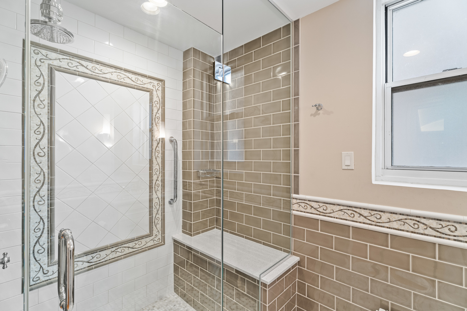 2912 North Commonwealth Avenue, Unit 11CD Chicago, IL 60657 - Photo 24 of 33