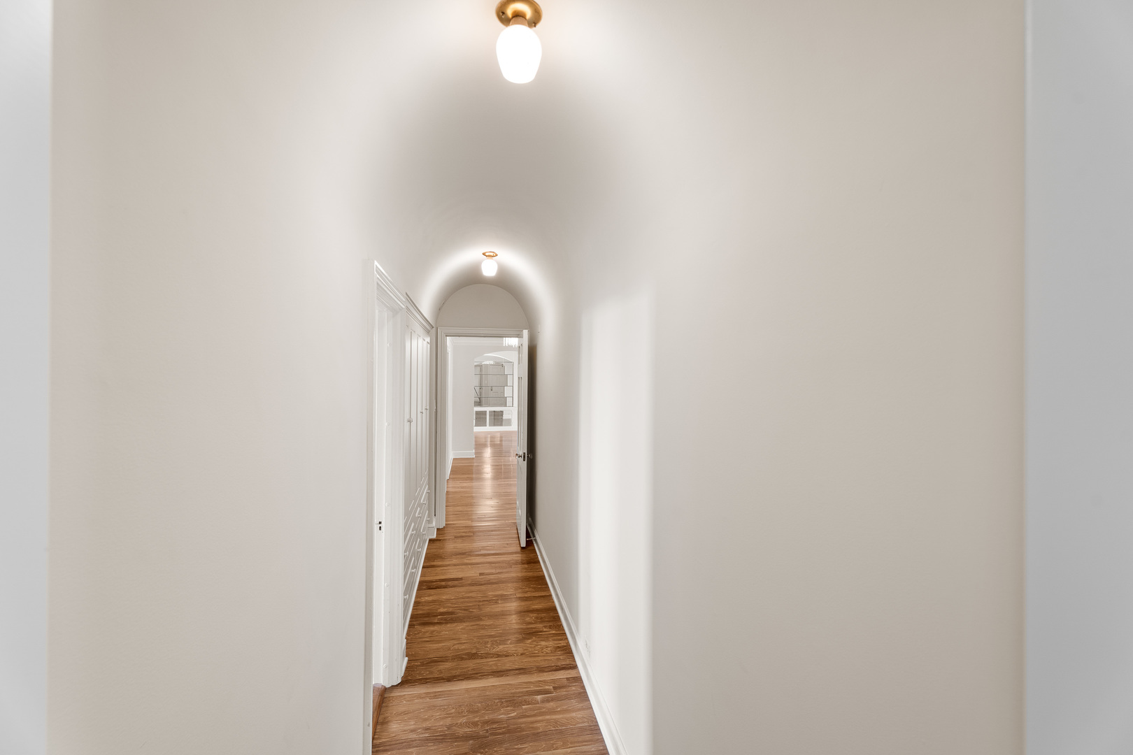 2912 North Commonwealth Avenue, Unit 11CD Chicago, IL 60657 - Photo 26 of 33