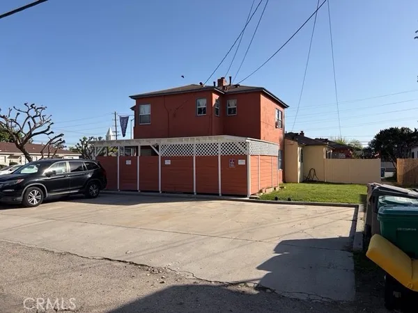 $1,750,000 | 4255 North Bellflower Boulevard, Long Beach, CA 90808