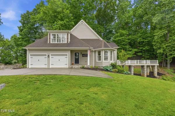 $1,075,000 | 9 Thunder Bay Drive, Gray, TN 37615