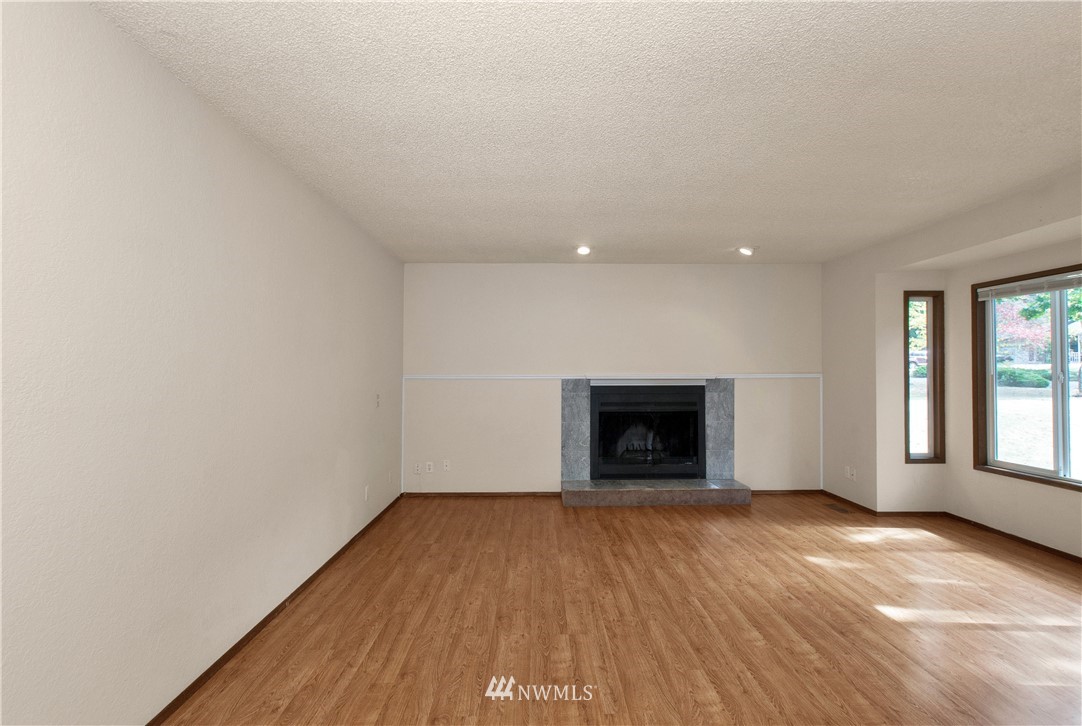 8900 Autumn Line Loop Southeast Olympia, WA 98513 - Photo 6 of 20 Gallery Image 6
