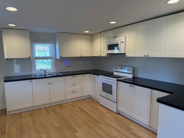 $225,000 | 436 Adams Street Southeast, Hutchinson, MN 55350