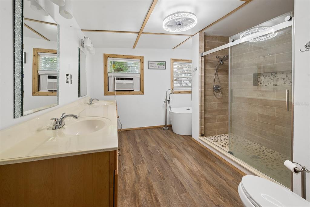 6308 Island Road Melrose, FL 32666 - Photo 11 of 28