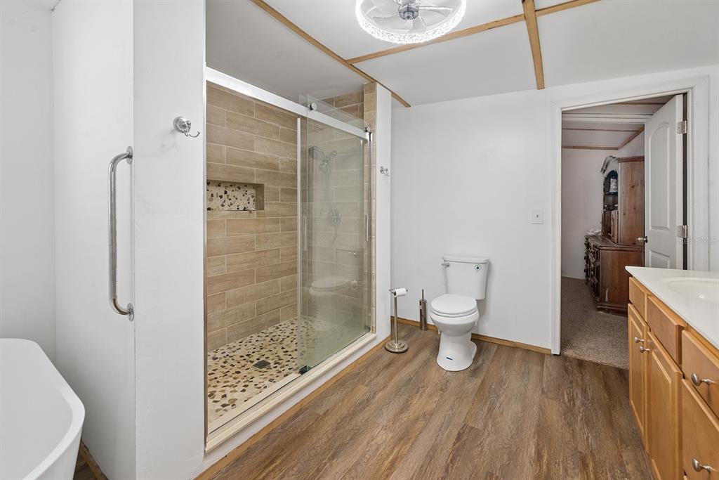 6308 Island Road Melrose, FL 32666 - Photo 13 of 28