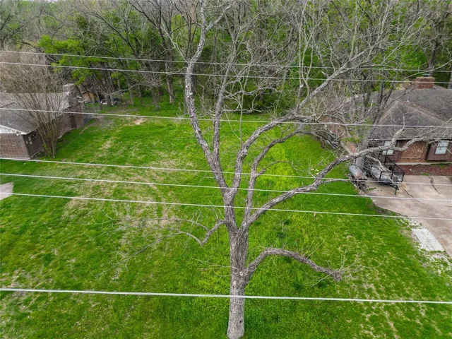 a view of a basket ball court
