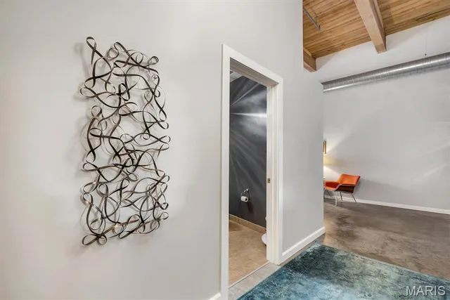 $215,000 | 901 Washington Avenue, Unit 201, St. Louis, MO 63101