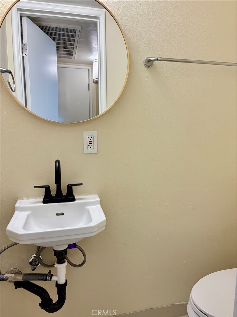 1452 3rd Street, Unit 9 La Verne, CA 91750 - Photo 4 of 15