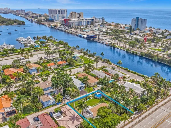 $4,095 | 715 Hollywood Boulevard, Hollywood, FL 33019