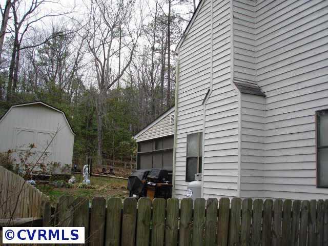 12405 South Ridge Circle Midlothian, VA 23112 - Photo 9 of 10 Other - Side View of Yard and Screened Porch