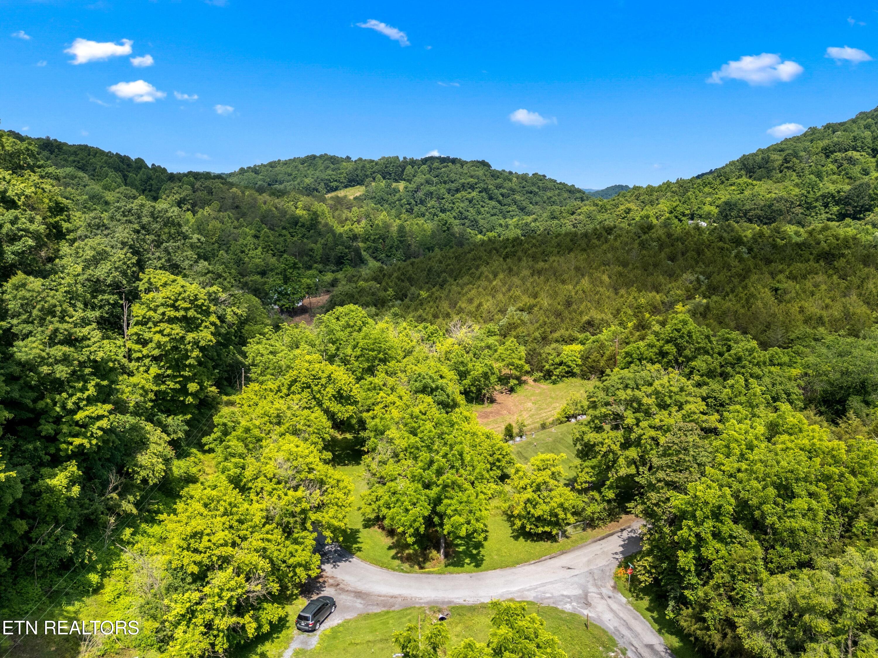 131 Kyle Valley Road Eidson, TN 37731 - Photo 27 of 46 016-111KyleValleyRoad-TN-37731-SMALL