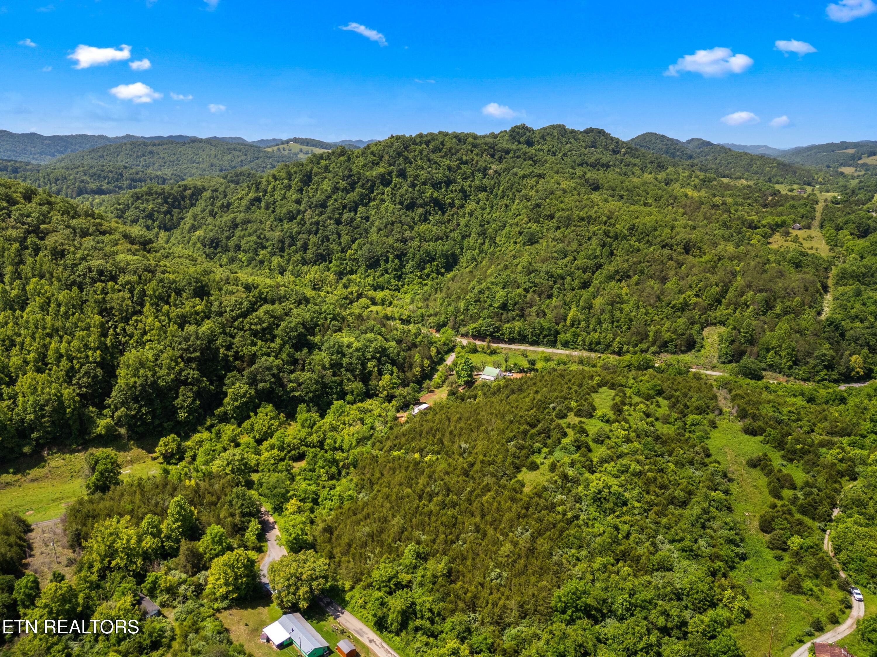 131 Kyle Valley Road Eidson, TN 37731 - Photo 29 of 46 066-111KyleValleyRoad-TN-37731-SMALL