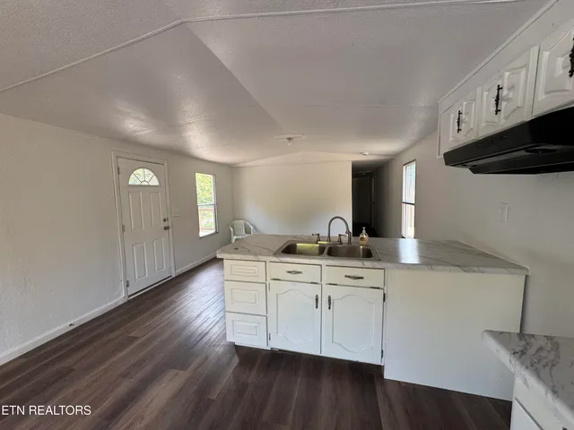 $130,000 | 131 Kyle Valley Road, Eidson, TN 37731