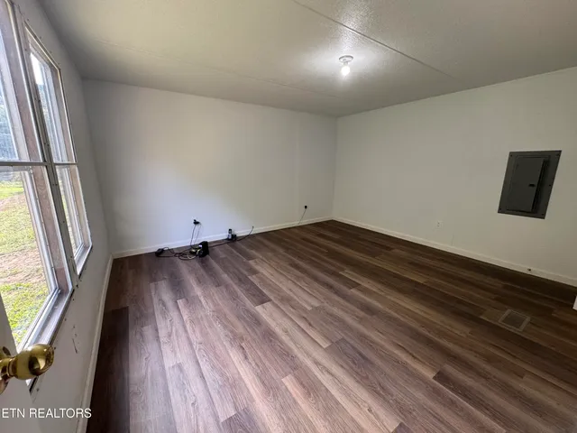 $130,000 | 131 Kyle Valley Road, Eidson, TN 37731