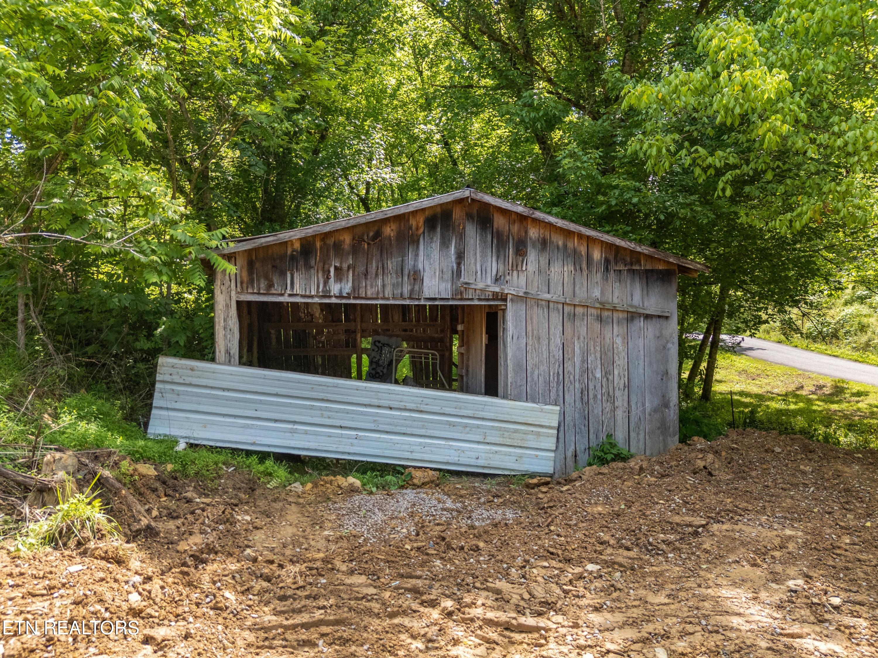 131 Kyle Valley Road Eidson, TN 37731 - Photo 9 of 46 012-111KyleValleyRoad-TN-37731-SMALL