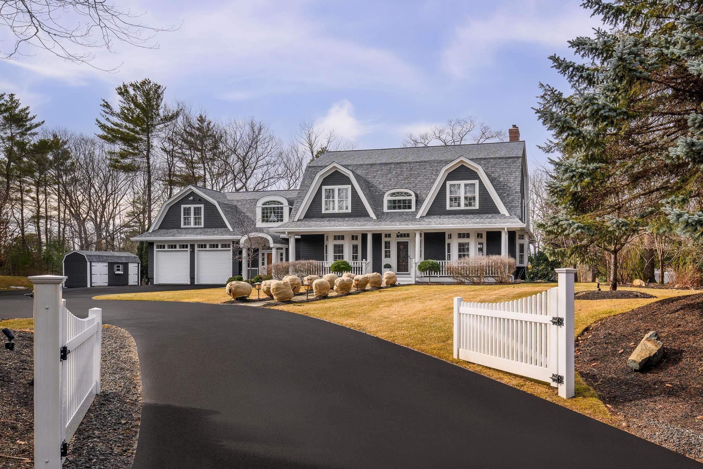 670 Shore Road York, ME 03902 - Photo 1 of 40 Gallery Image 1