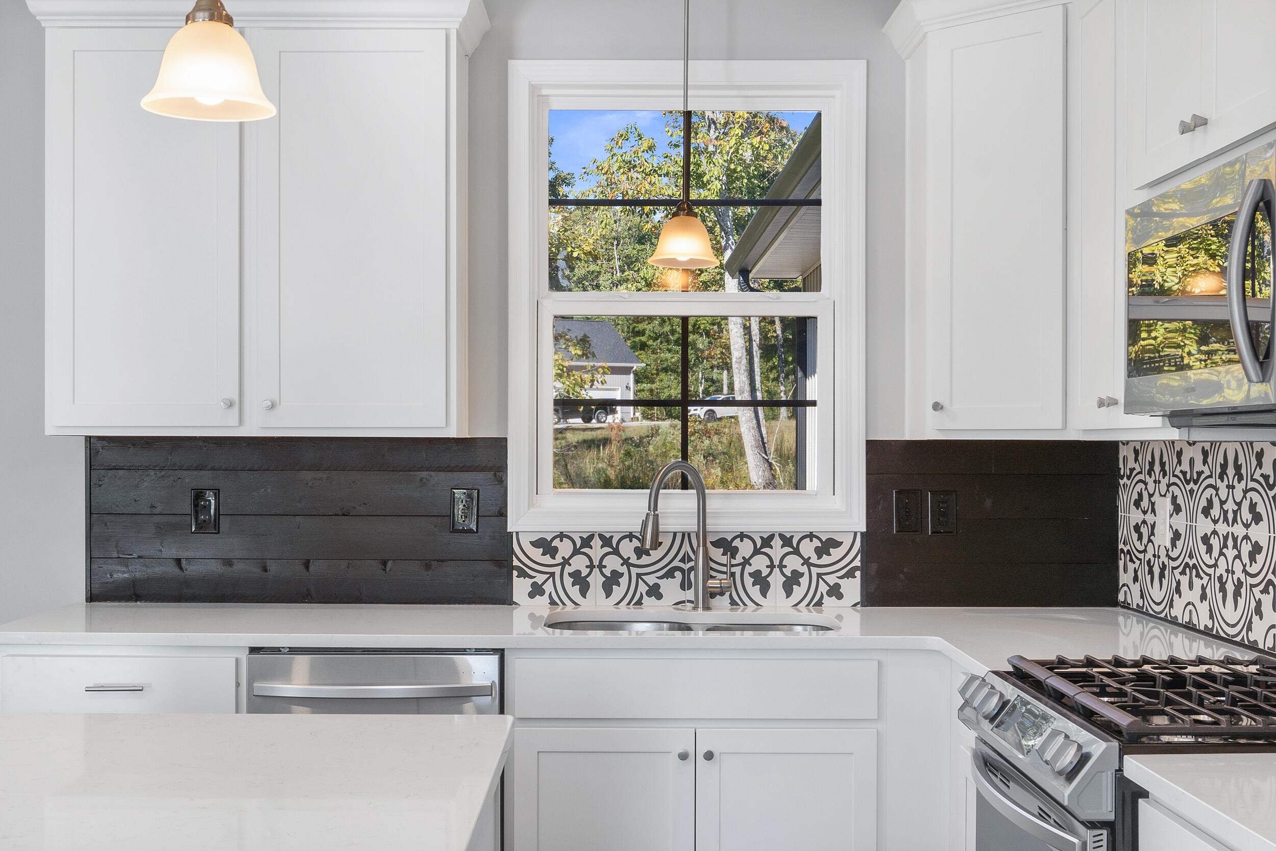 12429 Jones Gap Road Soddy Daisy, TN 37379 - Photo 11 of 41 _dsc6989