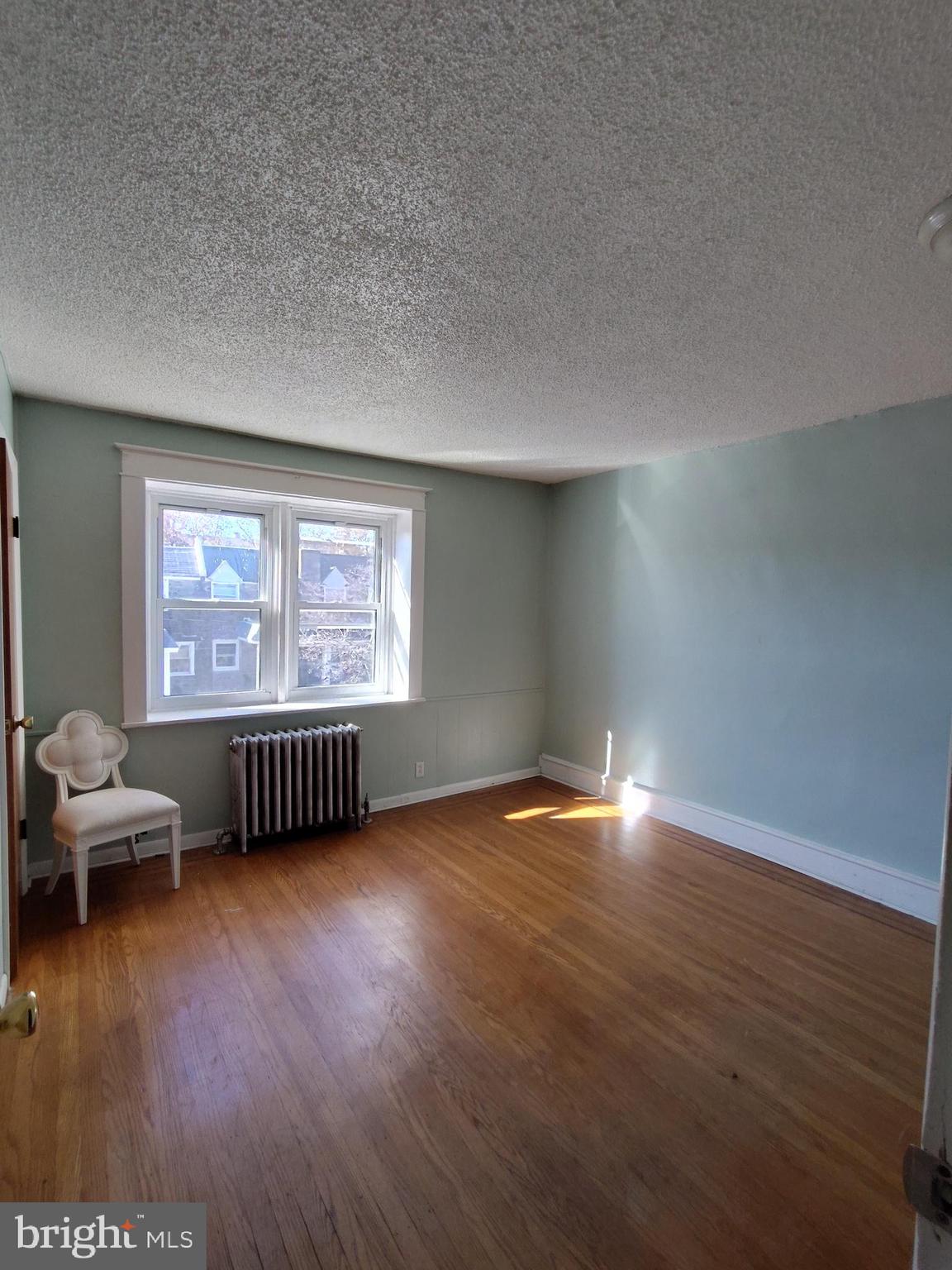 313 Margate Road Upper Darby, PA 19082 - Photo 9 of 17 Master bedroom