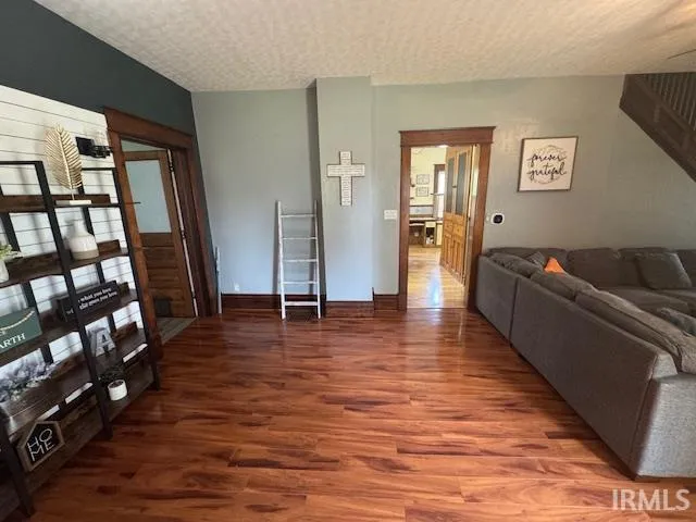 $349,900 | 9189 North 100 East, Milford, IN 46542